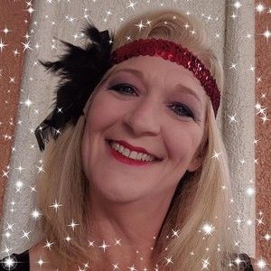 Meet your Posher, Christine